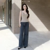 Quần Jean Kaylin form suông ống rộng Denim dày dặn phong cách retro Giá 560.000₫ 2