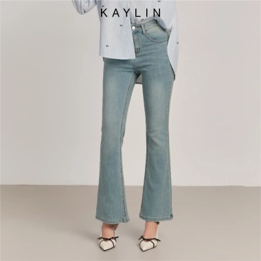 Quần Jean Kaylin ôm ống loe Denim dày dặn - BST Hè 2.025 N2.454, giá ưu đãi 560.000 VND 5 Quần Jean Kaylin ôm ống loe Denim dày dặn - BST Hè 2.025 N2.454, giá ưu đãi 560.000 VND 5