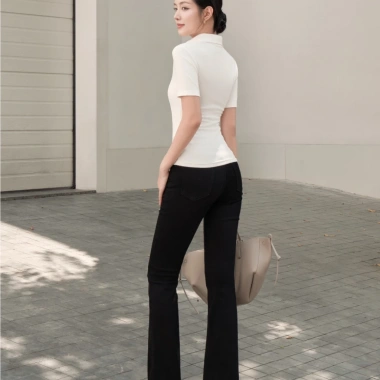 Quần Jean Kaylin ôm ống loe denim dày dặn phong cách retro - BST 10/2.025, chỉ 600k