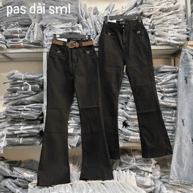 Quần jean nữ ống loe túi ngang đính charm - Hack dáng thời trang, chỉ 229k
