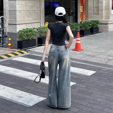 Quần Jean Nữ Ống Siêu Rộng Cạp Cao Hàn Quốc - Tôn Dáng, Denim Bò Mềm, Đầy Đủ Size, Giá 104.500 VND 3 Quần Jean Nữ Ống Siêu Rộng Cạp Cao Hàn Quốc - Tôn Dáng, Denim Bò Mềm, Đầy Đủ Size, Giá 104.500 VND 3