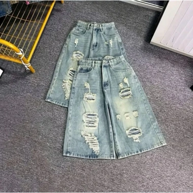 Quần Jean xuông giấy giảm giá 126k đến 103k, chất liệu mềm mại, phong cách trẻ trung