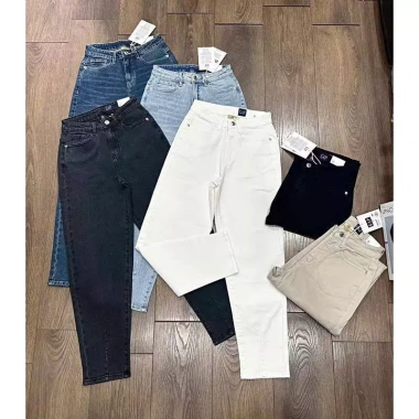 Quần Jeans Baggy Trơn Ống Chiết Li G - Ảnh Tự Chụp, Giá 370.000, Giảm Đến 477.300 4 Quần Jeans Baggy Trơn Ống Chiết Li G - Ảnh Tự Chụp, Giá 370.000, Giảm Đến 477.300 4