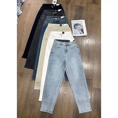 Quần Jeans Baggy Trơn Ống Chiết Li G - Ảnh Tự Chụp, Giá 370.000, Giảm Đến 477.300 5 Quần Jeans Baggy Trơn Ống Chiết Li G - Ảnh Tự Chụp, Giá 370.000, Giảm Đến 477.300 5