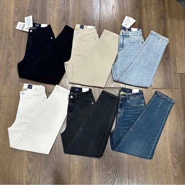 Quần Jeans Baggy Trơn Ống Chiết Li G - Ảnh Tự Chụp, Giá 370.000, Giảm Đến 477.300 10 Quần Jeans Baggy Trơn Ống Chiết Li G - Ảnh Tự Chụp, Giá 370.000, Giảm Đến 477.300 10