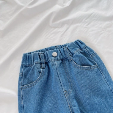 Quần Jeans Bé Gái Ống Suông Lưng Thun Gấu Xắn Tua Nhẹ Vải Bò Mềm Mịn - Giá 199k 6