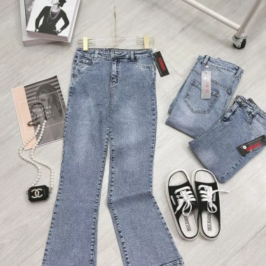 Quần Jeans bò loe form nhỏ dáng ôm co dãn nhẹ 4 chiều Giá chỉ 127k giảm mạnh
