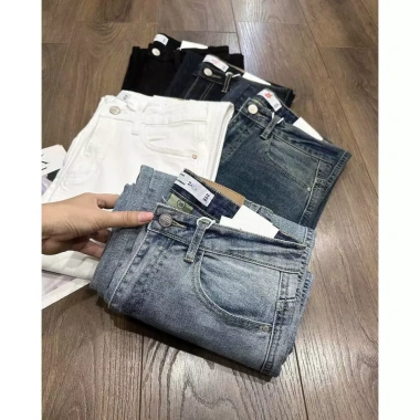 Quần Jeans Culottes Suông Trơn Thêu Tim ZR – Giá Ưu Đãi 395k, Phong Cách Năng Động 6