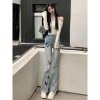 Quần jeans nữ cạp cao ống loe thêu bướm, ống rộng thời trang 2.025, chỉ 129k 3