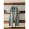 Quần jeans nữ ống đứng màu sáng, rộng rãi thoải mái - Chỉ 390.000đ, giảm 117.000đ 2