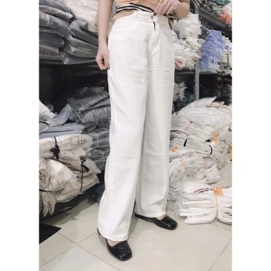 Quần Jeans Nữ Ống Rộng Màu Trắng Siêu Hot - Form Chuẩn Giá Bán Sỉ 139k 9