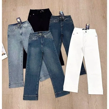 Quần Jeans Ống Đứng 9 Tấc Lai To TM - Trơn, Ảnh Tự Chụp, Giá Chỉ 370.000 VNĐ 2