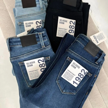 Quần Jeans ống đứng trơn 92-95cm - Đường may chắc, phong cách, chỉ 360.000đ 5 Quần Jeans ống đứng trơn 92-95cm - Đường may chắc, phong cách, chỉ 360.000đ 5