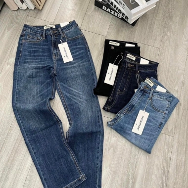 Quần Jeans ống đứng trơn 92-95cm - Đường may chắc, phong cách, chỉ 360.000đ