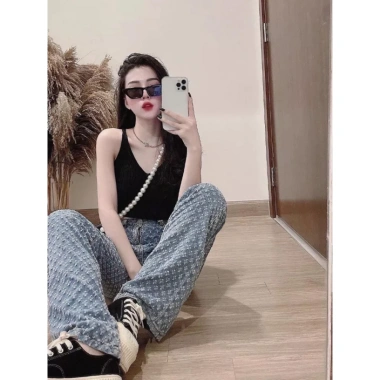 Quần Jeans Ống Rộng Thêu Nổi Quảng Châu - Giá 500,610 VND, Giảm còn 407,000 VND