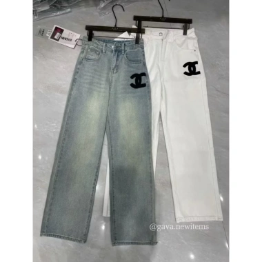 Quần Jeans Suông Thêu X Đen QJSTXD Giá 400k - Giảm Giá, Độ Bền và Phong Cách