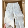 Quần jeans thêu nơ gấu nữ đầu xuân màu kem vàng - ống rộng, phong cách ngọt ngào, giảm tuổi, giá ưu đãi 321k 2