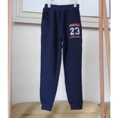 Quần jogger bo gấu vải cotton da cá size đại cho bé 20-48kg giá ưu đãi 64.500₫ 2