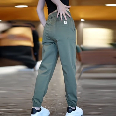 Quần jogger kaki mới mềm, thêu sang trọng - Unisex nam nữ, giá 98.450₫ (giảm từ 121.094₫) 9 Quần jogger kaki mới mềm, thêu sang trọng - Unisex nam nữ, giá 98.450₫ (giảm từ 121.094₫) 9