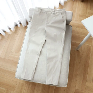 Quần khaki dài Everyday Chinos Torano GABK501 - Slimfit, chống nhăn, túi chéo, giữ form chuẩn, giá ưu đãi 690k 2
