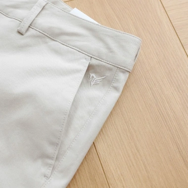 Quần khaki dài Everyday Chinos Torano GABK501 - Slimfit, chống nhăn, túi chéo, giữ form chuẩn, giá ưu đãi 690k 4