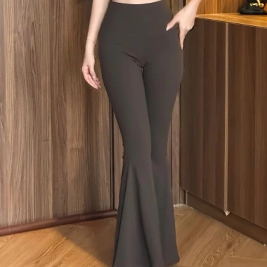 Quần Legging Gym Yoga Nữ UNIQ Cool Peel Cạp Cao Ống Loe Xòe Dáng Giá 336.160 VND 3 Quần Legging Gym Yoga Nữ UNIQ Cool Peel Cạp Cao Ống Loe Xòe Dáng Giá 336.160 VND 3