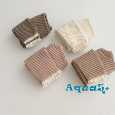 Quần legging mềm phối ren thời trang bé gái Giá ưu đãi 123.768₫ 9 Quần legging mềm phối ren thời trang bé gái Giá ưu đãi 123.768₫ 9