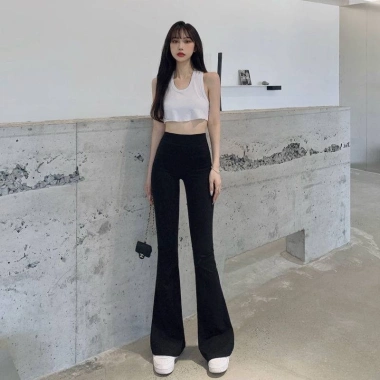 Quần loe cotton nữ lưng cao, co dãn, túi tiện, chân tôn dáng - Giá 71.099₫