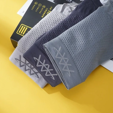 Quần Lót Nam 4 Chiều Sịp Đùi Cotton Cao Cấp Thoáng Mát FREESHIP - 35.000 VND 5 Quần Lót Nam 4 Chiều Sịp Đùi Cotton Cao Cấp Thoáng Mát FREESHIP - 35.000 VND 5