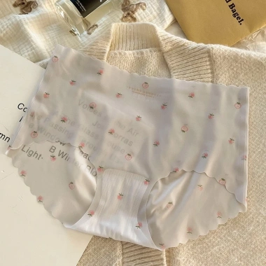 Quần Lót Nữ Cạp Cao Quả Dâu Su Sóng Tàng Hình Sexy Gợi Cảm Đường Cong Quyến Rũ Giá 14.921 VND 9 Quần Lót Nữ Cạp Cao Quả Dâu Su Sóng Tàng Hình Sexy Gợi Cảm Đường Cong Quyến Rũ Giá 14.921 VND 9