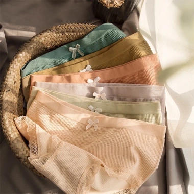 Quần Lót Nữ Cotton Dệt Kim Kháng Khuẩn Thoáng Mát Đính Nơ Ren Siêu Tôn Dáng A45 Giá 20.000 VND