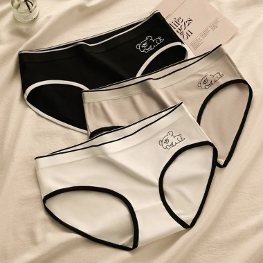 Quần Lót Nữ Cotton họa tiết heo thể thao gợi cảm tôn dáng A138 giá 15.000 VND
