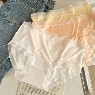 Quần lót nữ đức su viền ren AMYBRA L369 - mềm mịn, co dãn, đáy 2 lớp