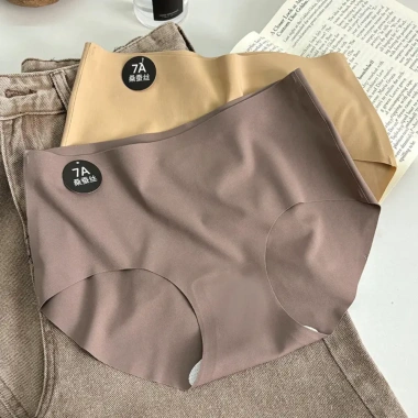 Quần Lót Nữ Vải Su Mềm Mịn AMYBRA L618 - Kháng Khuẩn, Co Dãn, Giá 33.000đ