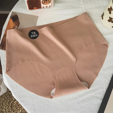 Quần Lót Nữ Vải Su Mềm Mịn AMYBRA L618 - Kháng Khuẩn, Co Dãn, Giá 33.000đ