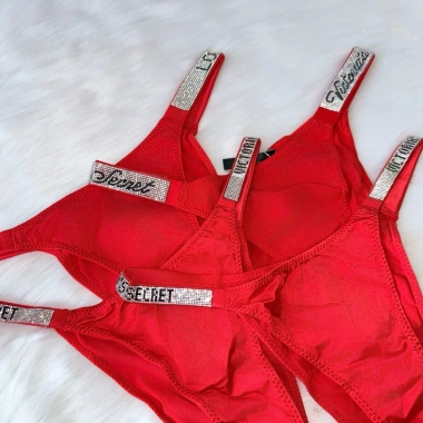 Quần Lót Nữ Victoria Secret Đỏ Ruby Đính Đá Logo Lưng Thun Cao Cấp Giãn Siêu Sexy
