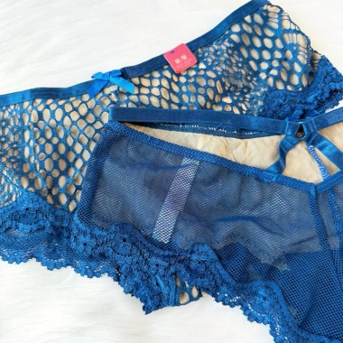 Quần Lót Ren Lưới Vicky Sylvia Cao Cấp Sexy Không Viền Co Giãn 4 Chiều Ôm Dáng, Mềm Mịn, Xuất Túi Riêng - Giá 49.000₫
