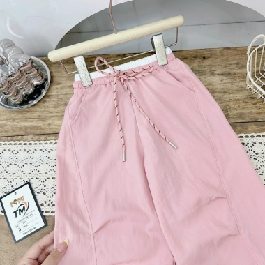Quần ống xuông bé gái 10-35kg - Quần gió cạp dây rút Tini Kids chỉ 119.000₫ 2
