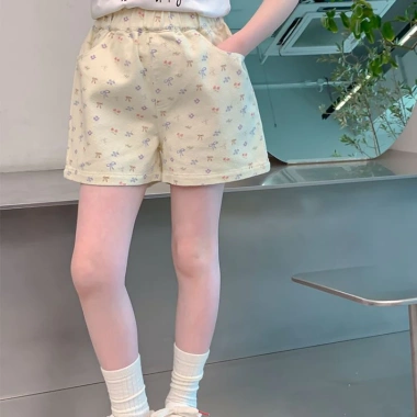 Quần short & dài Hello Kitty cho bé gái – Kiểu mới 2.025, giảm còn 195k 4 Quần short & dài Hello Kitty cho bé gái – Kiểu mới 2.025, giảm còn 195k 4