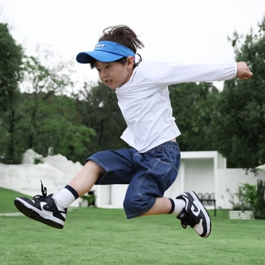 Quần short jean bé trai rộng thoải mái, chống mài mòn, in hình thời trang - Giá chỉ 194.400 VND 2