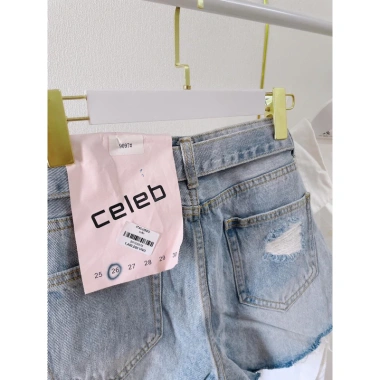 Quần short jean italluso size 26 - Kiểu dáng trẻ trung, giảm giá chỉ 520.000₫ 2 Quần short jean italluso size 26 - Kiểu dáng trẻ trung, giảm giá chỉ 520.000₫ 2
