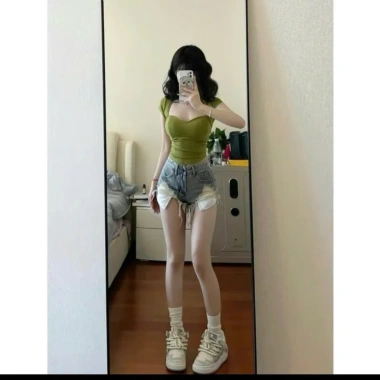 Quần short jean lưng cao nữ, đùi rách, lộ túi, chất denim 8.124 Giá 129.000 VND