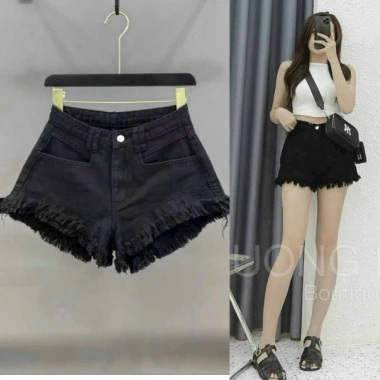Quần short jean lưng cao túa rua trơn hack dáng PST8.134 - Giá chỉ 129k giảm mạnh 9 Quần short jean lưng cao túa rua trơn hack dáng PST8.134 - Giá chỉ 129k giảm mạnh 9