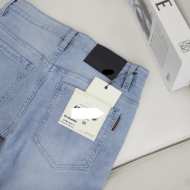 Quần short jean nam JS127 Form ngắn trên gối, chống bay màu, co giãn, dày dặn, thoải mái hè - 155.000 VND 5 Quần short jean nam JS127 Form ngắn trên gối, chống bay màu, co giãn, dày dặn, thoải mái hè - 155.000 VND 5