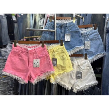 Quần short jean nữ lưng cao, đùi jean siêu hack dáng, phối REN Giá chỉ 139.000₫ 7 Quần short jean nữ lưng cao, đùi jean siêu hack dáng, phối REN Giá chỉ 139.000₫ 7