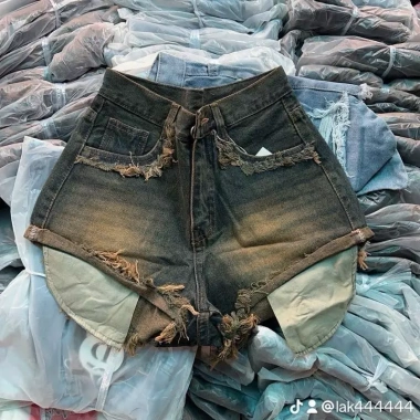 Quần Short Jeans Nữ Bụi Đậm 2 Túi, Viền Lưng Cao, Thời Trang - Giá 129.000₫ 2