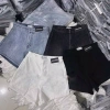 Quần short jeans nữ đính tem da lưng cao co giãn - Giá chỉ 159.000đ, giảm mạnh 6