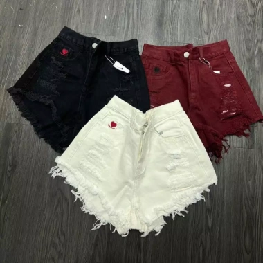 Quần Short Jeans Thêu Tim Rách Lưng Cao Tôn Dáng - Giá 129.000đ (Giảm 22%)