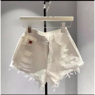 Quần Short Jeans Thêu Tim Rách Lưng Cao Tôn Dáng - Giá 129.000đ (Giảm 22%)