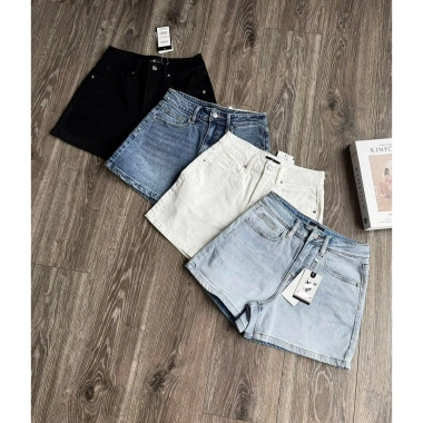 Quần Short Jeans Trơn Basic Thêu Ngựa PL - Ảnh Tự Chụp Giá Ưu Đãi 310.000 VNĐ
